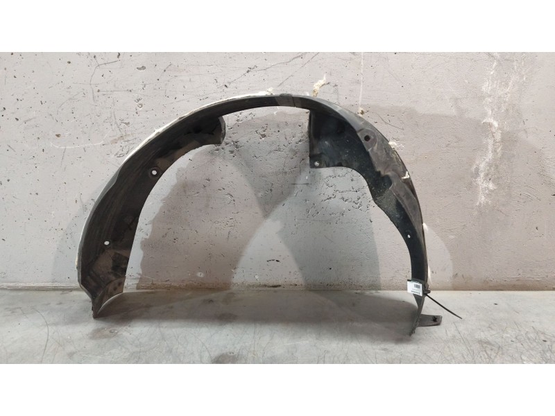 Recambio de paso de rueda trasero izquierdo para hyundai i30 (gd) 1.6 crdi referencia OEM IAM 86825A6000  