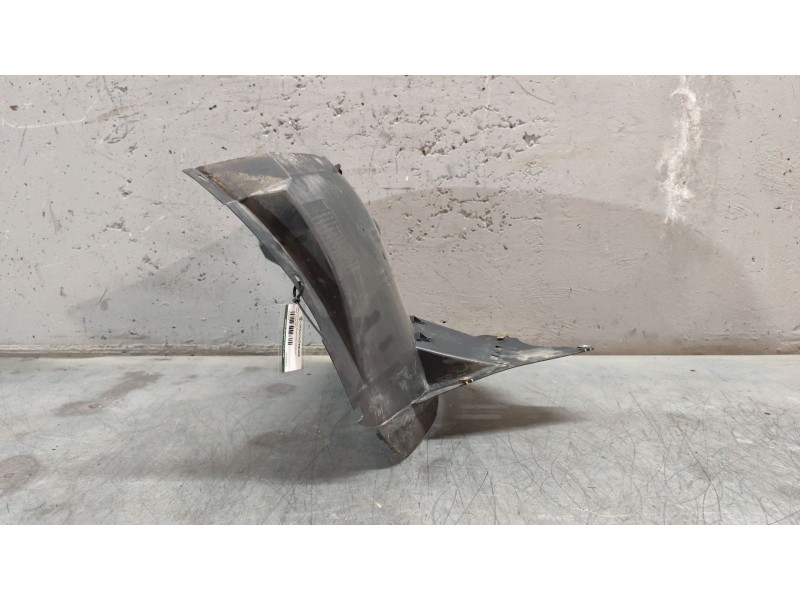 Recambio de paso de rueda delantero derecho para seat leon (5f1) 1.6 tdi referencia OEM IAM 5F0854816  