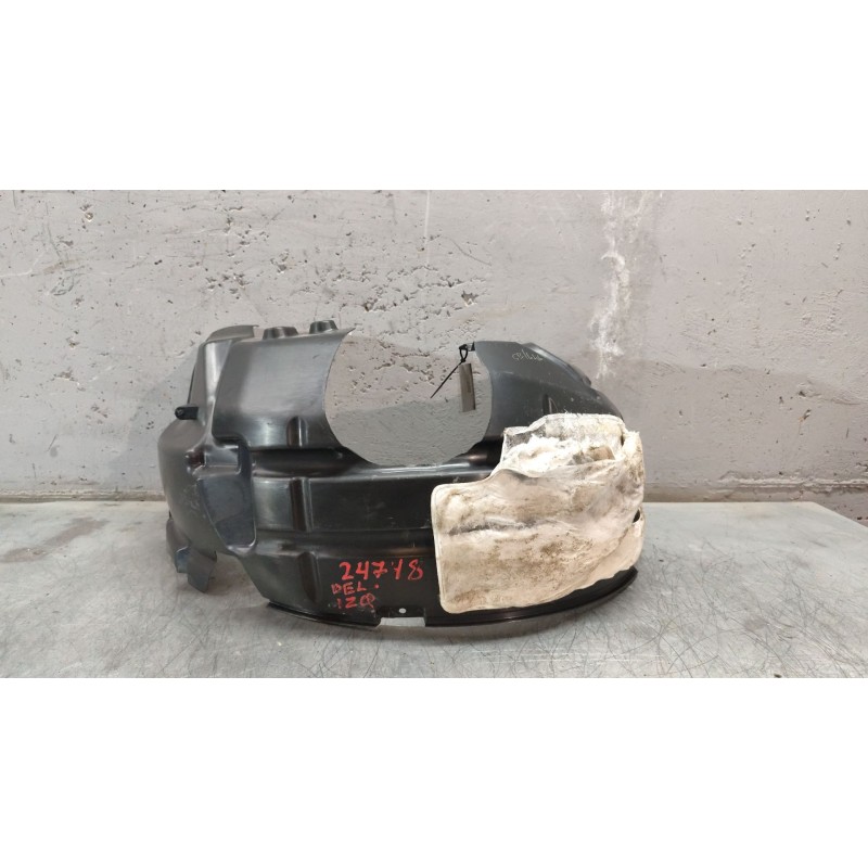 Recambio de paso de rueda delantero izquierdo para ford ecosport 1.0 ecoboost referencia OEM IAM CN1516115AD  