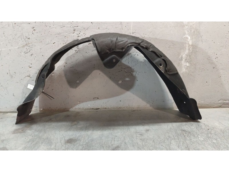 Recambio de paso de rueda trasero izquierdo para kia niro i (de) e-niro referencia OEM IAM 86821Q4000  