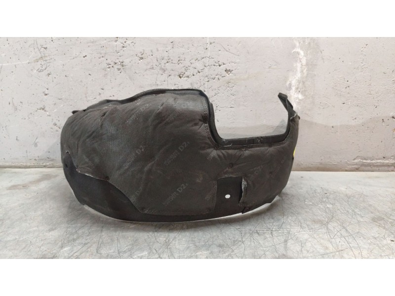 Recambio de paso de rueda trasero izquierdo para kia niro i (de) e-niro referencia OEM IAM 86821Q4000  