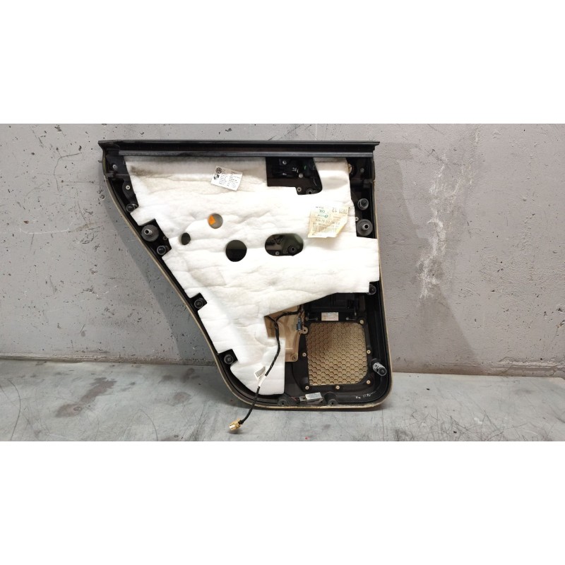 Recambio de guarnecido puerta trasera derecha para volkswagen touareg (7la, 7l6, 7l7) 5.0 v10 tdi referencia OEM IAM   