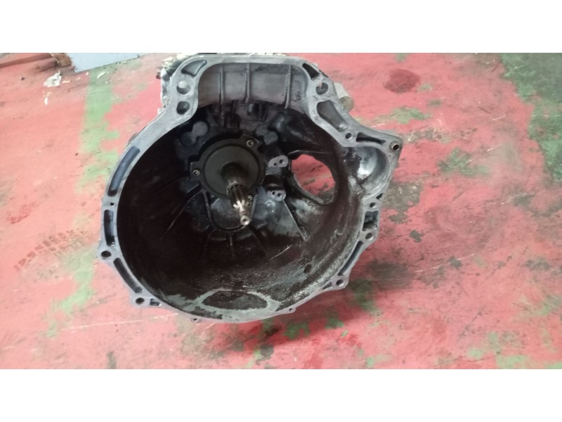 Recambio de caja cambios para renault mascott 2.8 diesel referencia OEM IAM 6S300 1323050002 5010245284