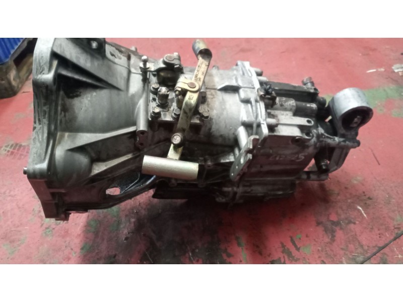Recambio de caja cambios para renault mascott 2.8 diesel referencia OEM IAM 6S300 1323050002 5010245284