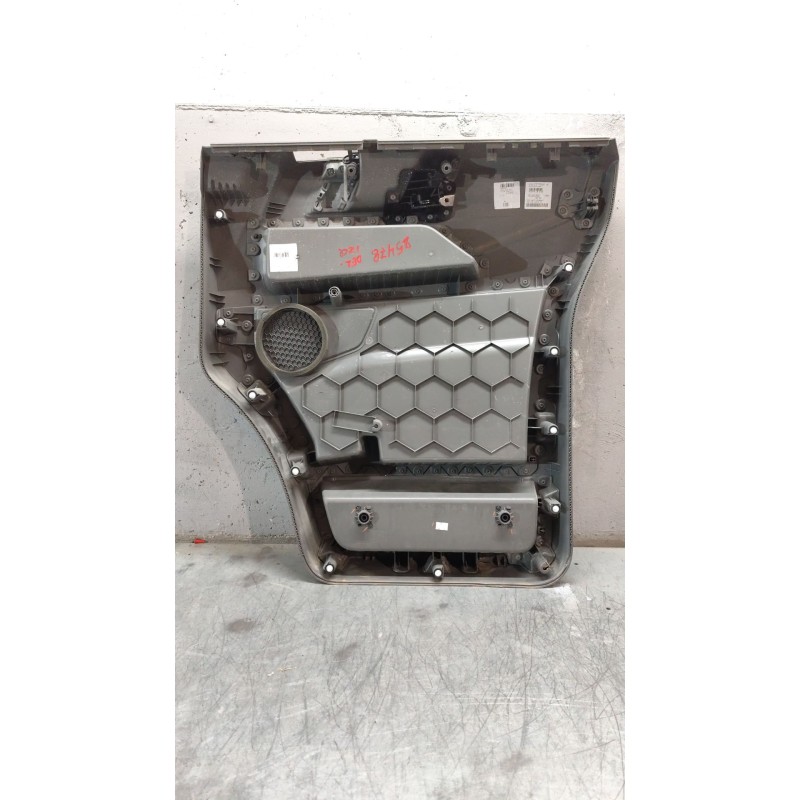 Recambio de guarnecido puerta delantera izquierda para volkswagen crafter furgoneta (sy_, sx_) 2.0 tdi referencia OEM IAM 7C1867