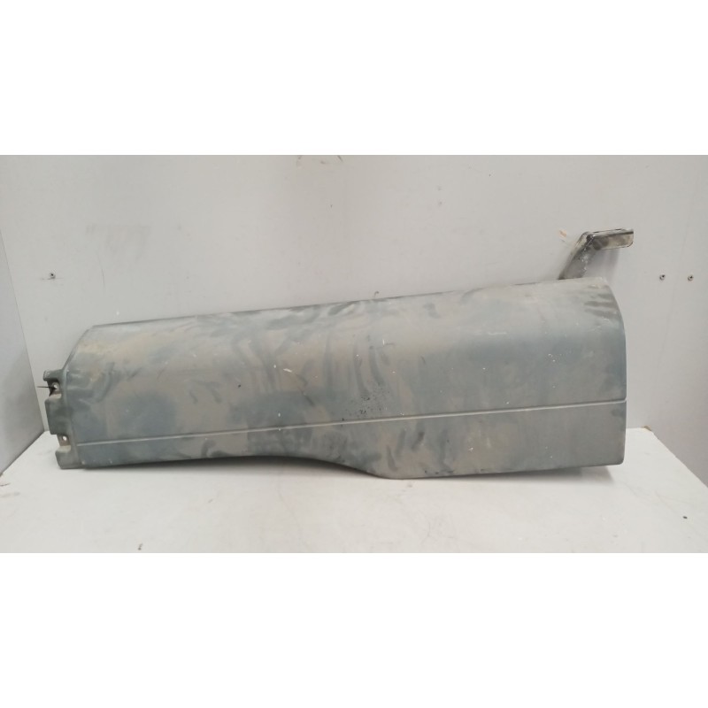 Recambio de moldura trasera cabina para man tg - a 18.xxx 12.8 diesel referencia OEM IAM 81615100365  IZQUIERDA