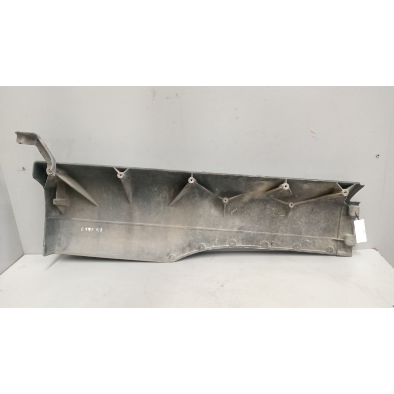 Recambio de moldura trasera cabina para man tg - a 18.xxx 12.8 diesel referencia OEM IAM 81615100365  IZQUIERDA