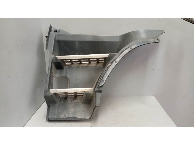 Recambio de paso rueda izquierdo para volvo fh 12 2002  12.1 diesel (d12d460) referencia OEM IAM 3175927  