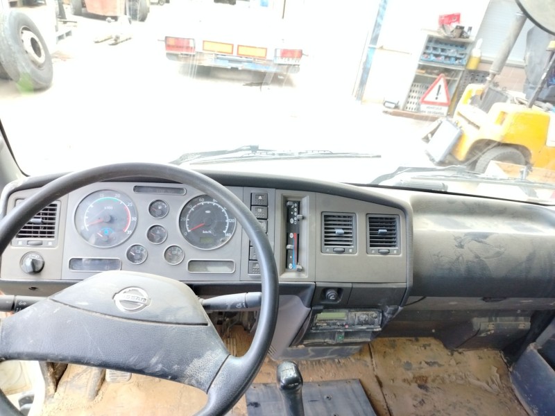 nissan trucks atleon del año 2008