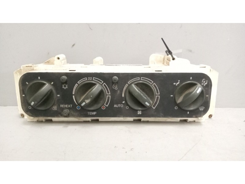 Recambio de mando calefaccion / aire acondicionado para man tg - a 18.xxx 12.8 diesel referencia OEM IAM 81619906070  