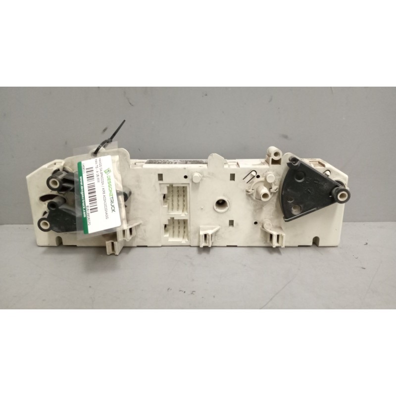Recambio de mando calefaccion / aire acondicionado para man tg - a 18.xxx 12.8 diesel referencia OEM IAM 81619906070  
