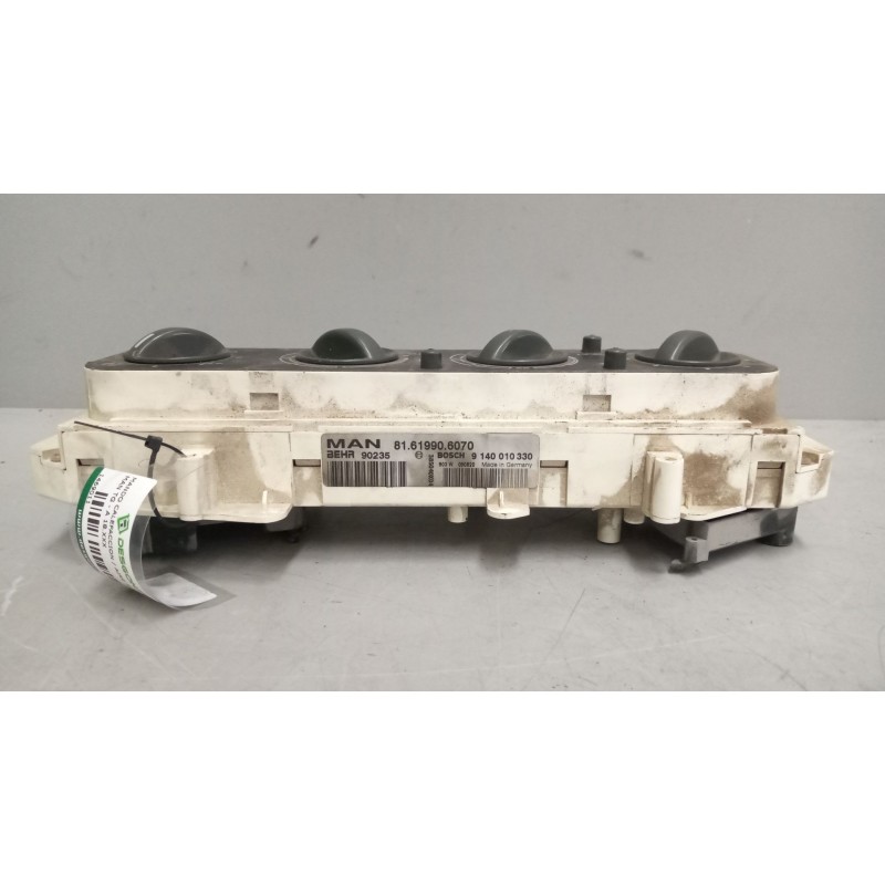 Recambio de mando calefaccion / aire acondicionado para man tg - a 18.xxx 12.8 diesel referencia OEM IAM 81619906070  