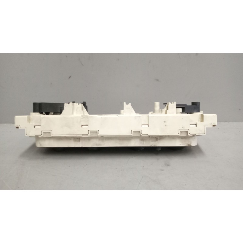 Recambio de mando calefaccion / aire acondicionado para man tg - a 18.xxx 12.8 diesel referencia OEM IAM 81619906070  