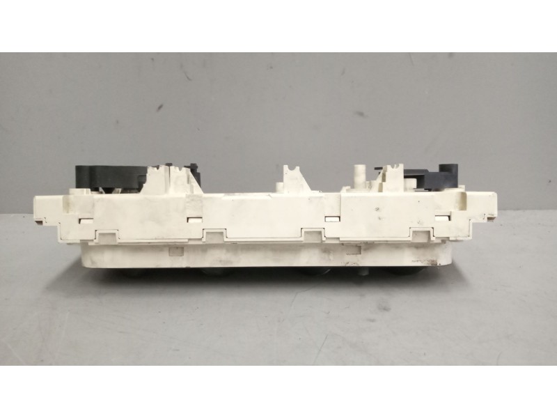 Recambio de mando calefaccion / aire acondicionado para man tg - a 18.xxx 12.8 diesel referencia OEM IAM 81619906070  