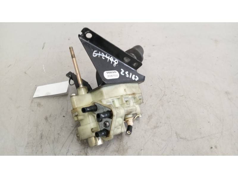 Recambio de palanca freno de mano para volvo fh 12 2002  12.1 diesel (d12d460) referencia OEM IAM 20367533  9617242040