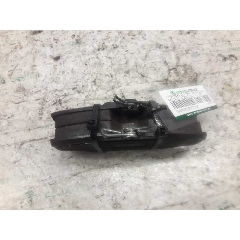 Recambio de pastillas de freno delanteras para renault scenic (ja..) 1.9 d rt referencia OEM IAM 90R01022/040  
