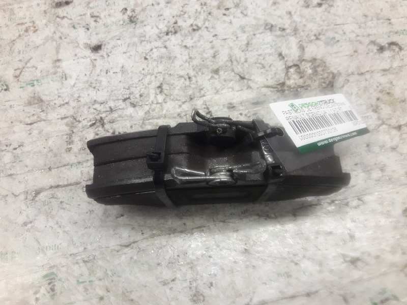 Recambio de pastillas de freno delanteras para renault scenic (ja..) 1.9 d rt referencia OEM IAM 90R01022/040  