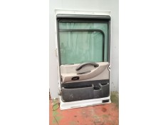 Recambio de puerta delantera derecha para renault magnum ab diesel referencia OEM IAM 7482049731   2
