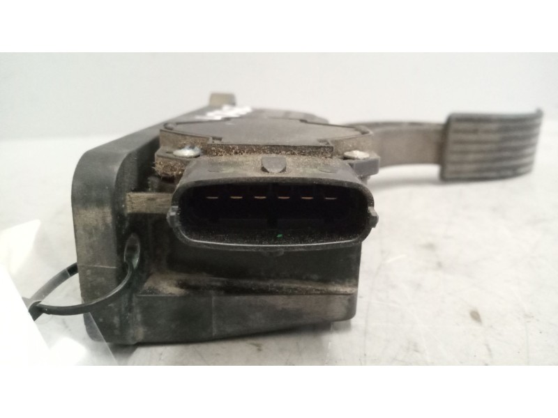 Recambio de pedal acelerador para nissan cabstar 01.04  3.0 diesel referencia OEM IAM 180022X800  0281002591