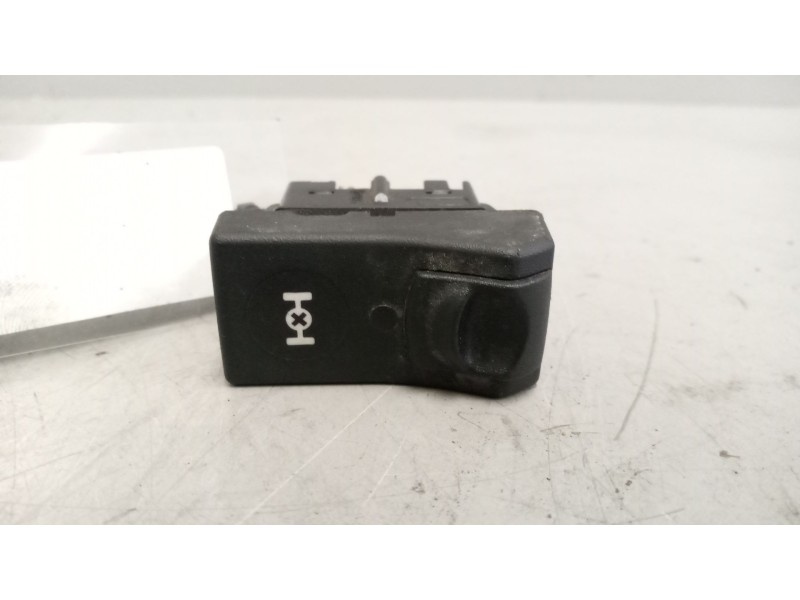 Recambio de interruptor para renault magnum ab diesel referencia OEM IAM 5010589565  