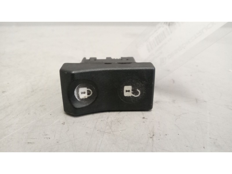 Recambio de interruptor para renault magnum ab diesel referencia OEM IAM 5010589024  