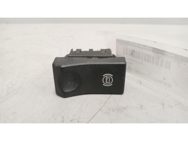 Recambio de interruptor para renault magnum ab diesel referencia OEM IAM 5010589017  