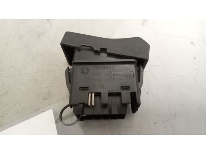Recambio de interruptor para renault magnum ab diesel referencia OEM IAM 7420905312  