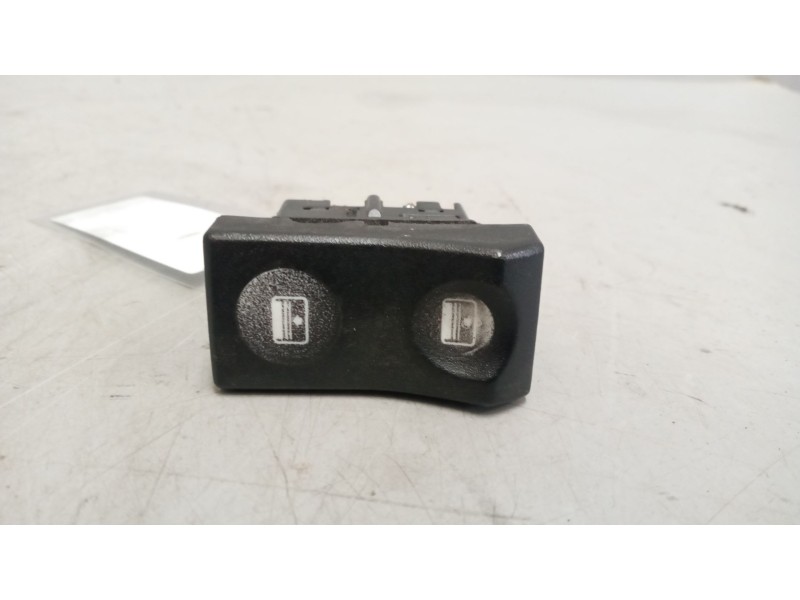 Recambio de interruptor para renault magnum ab diesel referencia OEM IAM 5010206730  