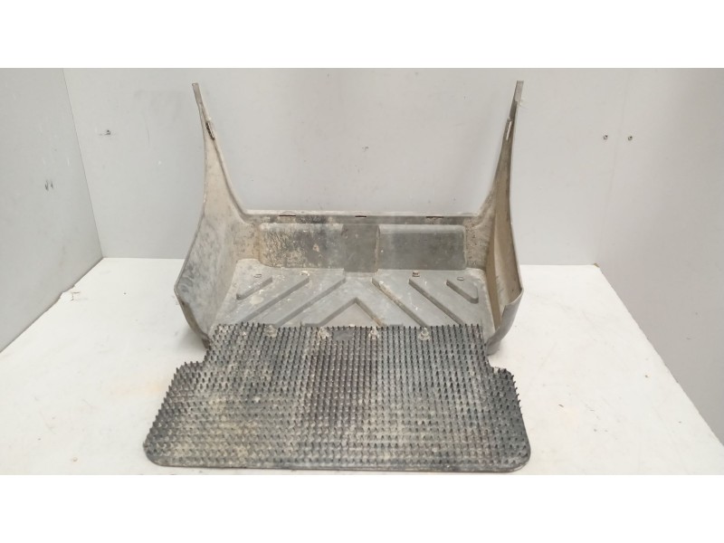 Recambio de guardabarros trasero izquierdo para mercedes-benz atego 4 cyl. 4x2 2005 referencia OEM IAM A9705221601  