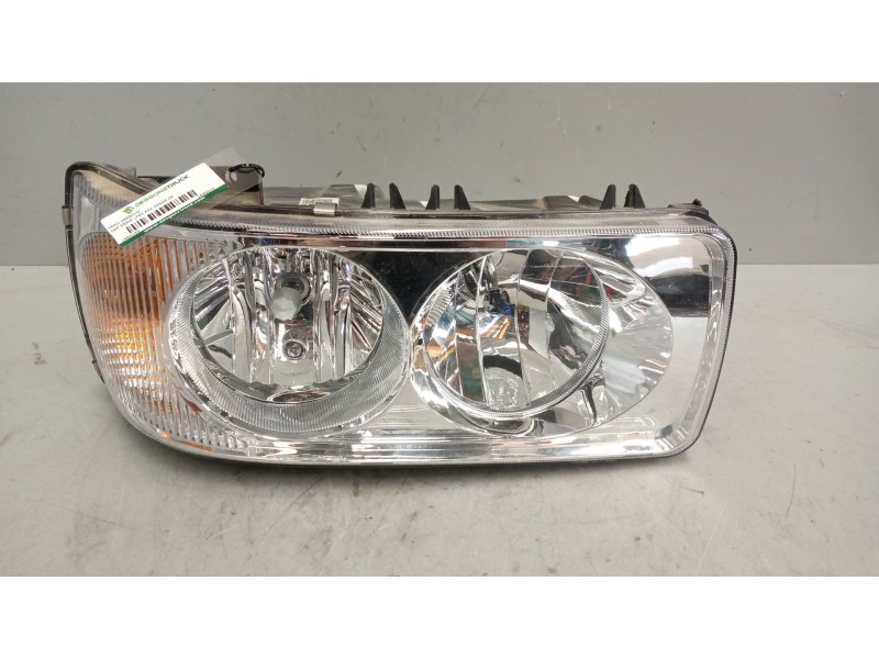 Recambio de faro derecho para daf serie lf45.xxx desde 06 referencia OEM IAM 1699315  