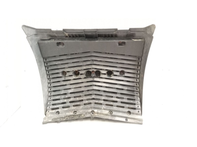 Recambio de guardabarros trasero derecho para man tgs referencia OEM IAM   