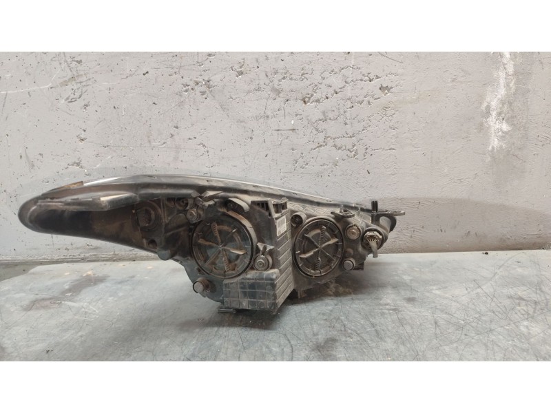 Recambio de faro izquierdo para hyundai i30 (gd) 1.6 crdi referencia OEM IAM 92101a6060  