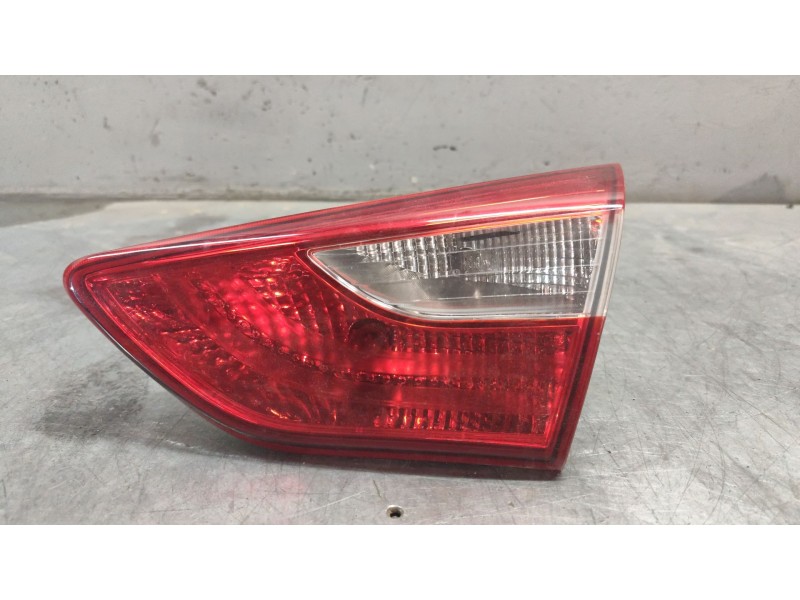 Recambio de piloto trasero derecho interior para hyundai i30 (gd) 1.6 crdi referencia OEM IAM 92404a50  