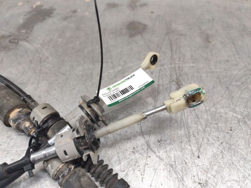 Recambio de varillaje cambio para hyundai i30 (gd) 1.6 crdi referencia OEM IAM 43794a6520  