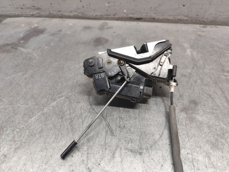 Recambio de cerradura puerta delantera derecha para bmw serie 3 berlina (e46) 320d referencia OEM IAM 7PINES  