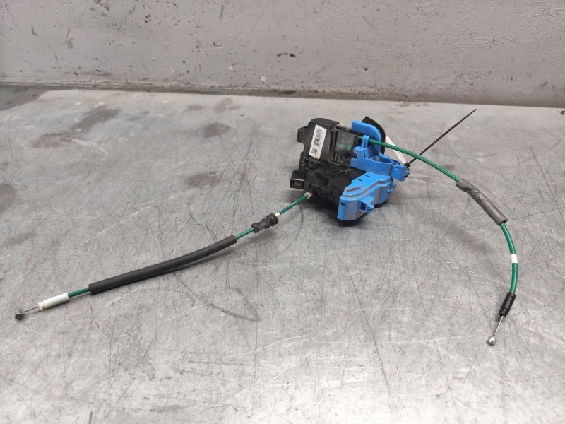 Recambio de cerradura puerta trasera derecha para hyundai i30 (gd) 1.6 crdi referencia OEM IAM 81420a6000  4pines