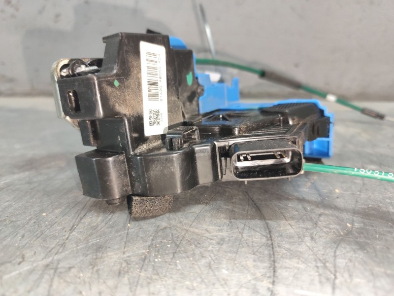 Recambio de cerradura puerta trasera derecha para hyundai i30 (gd) 1.6 crdi referencia OEM IAM 81420a6000  4pines