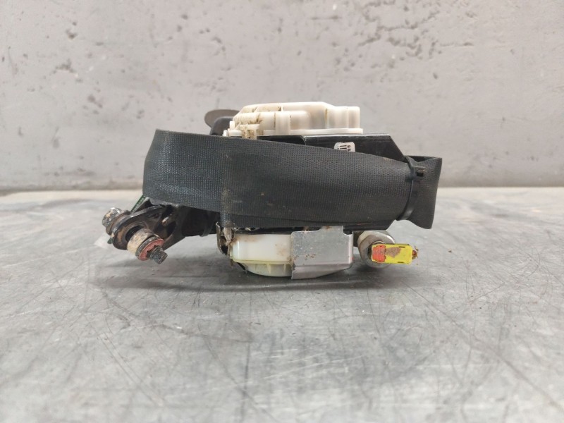 Recambio de cinturon seguridad delantero izquierdo para hyundai i30 (gd) 1.6 crdi referencia OEM IAM   