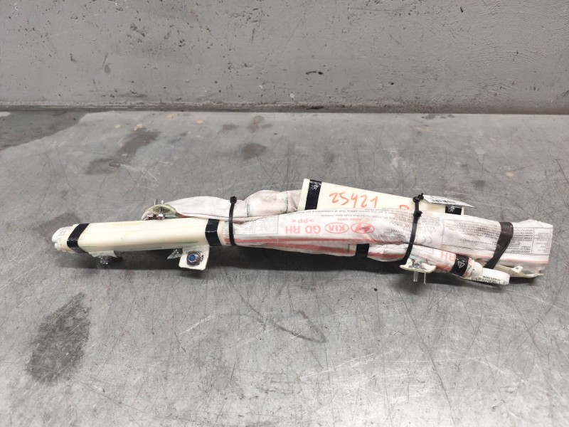 Recambio de airbag lateral delantero derecho para hyundai i30 (gd) 1.6 crdi referencia OEM IAM 85020a6000  