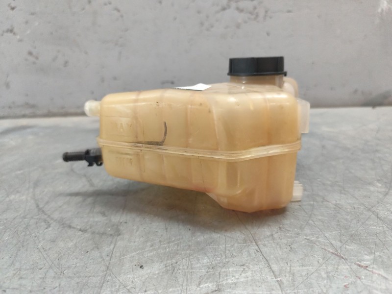 Recambio de deposito expansion para ford ecosport 1.0 ecoboost referencia OEM IAM 8v218k218  