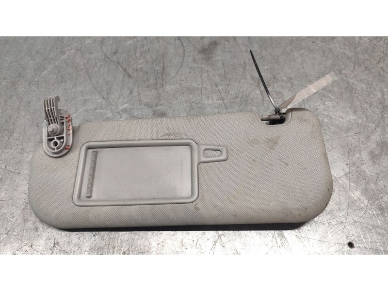 Recambio de parasol izquierdo para hyundai i30 (gd) 1.6 crdi referencia OEM IAM   