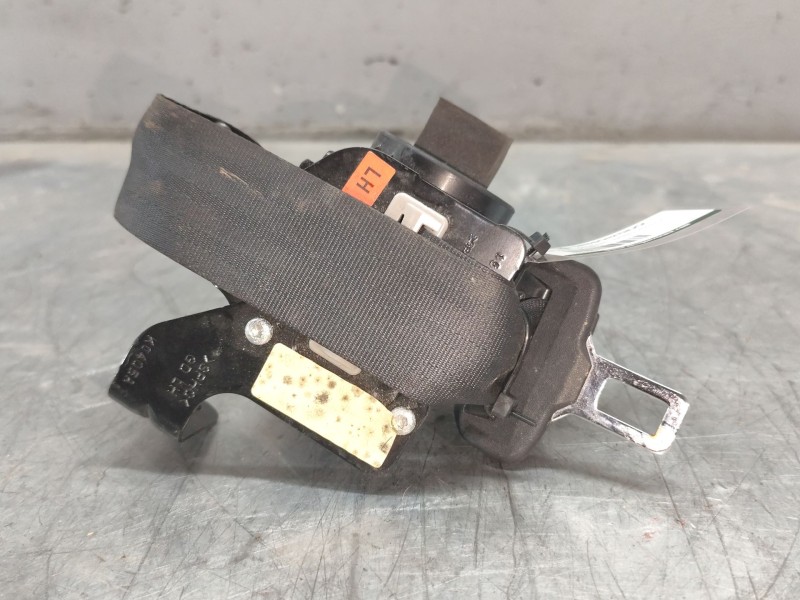 Recambio de cinturon seguridad trasero izquierdo para hyundai i30 (gd) 1.6 crdi referencia OEM IAM 8981  