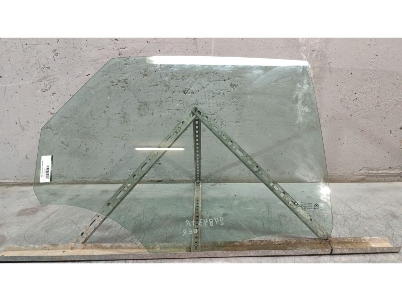 Recambio de luna trasera derecha para citroën c4 picasso ii 1.6 bluehdi 100 referencia OEM IAM   