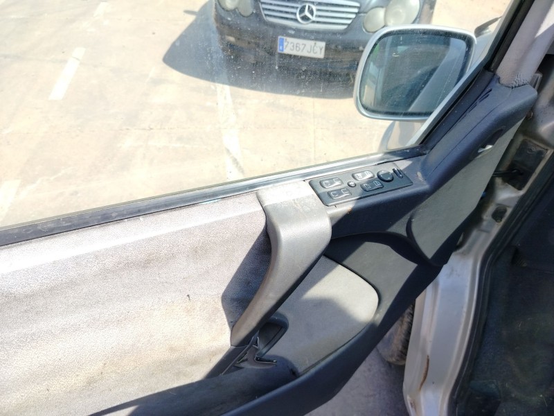 mercedes-benz clase v (w638) del año 1999