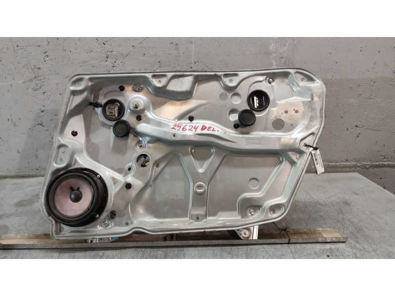 Recambio de elevalunas delantero derecho para volkswagen passat berlina (3b2) comfortline referencia OEM IAM 3B4837756D  