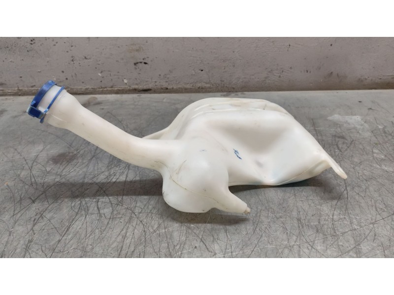 Recambio de deposito limpia para ford ecosport 1.0 ecoboost referencia OEM IAM CN1517618AA  