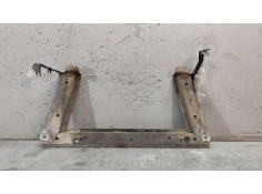 Recambio de travesaño inferior para renault megane ii berlina 3p 1.9 dci diesel referencia OEM IAM   