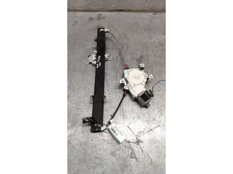 Recambio de elevalunas delantero derecho para nissan micra (k12e) acenta referencia OEM IAM 0130822203  