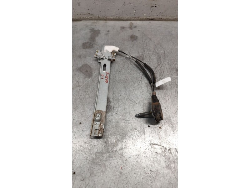 Recambio de elevalunas delantero izquierdo para mazda 626 berlina (gf) 2.0 ditd ac referencia OEM IAM   