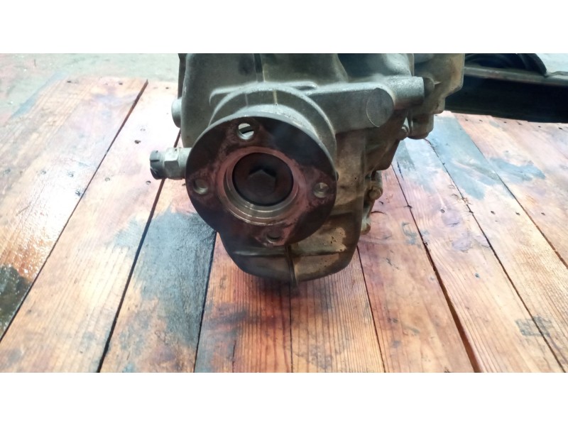 Recambio de caja cambios para nissan atleon 110 referencia OEM IAM 321019X501  321319X501